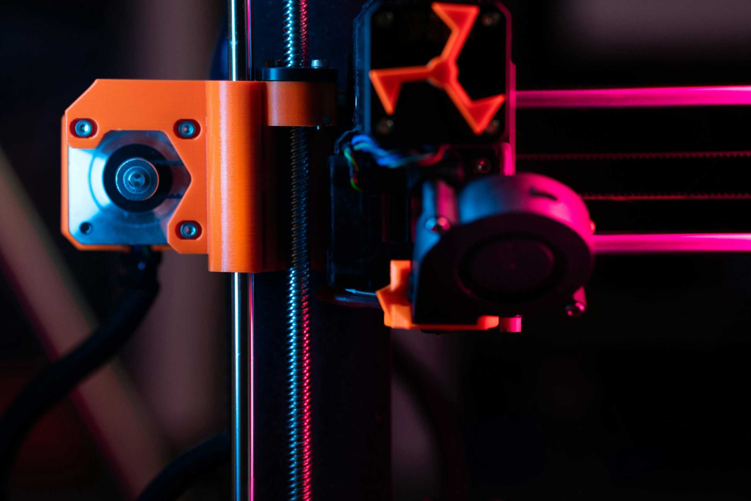 Come l’Automazione Aziendale e l’Intelligenza Artificiale Stanno Trasformando il Mondo delle Imprese